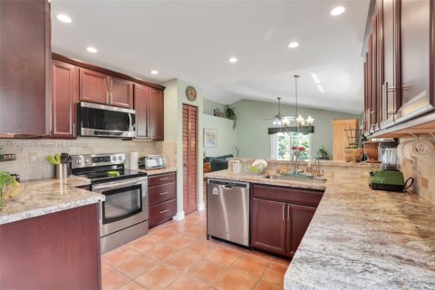 House in Davie, Florida 2 bedrooms, 121.7 sq.m. № 1731742 - photo 6