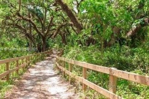House in Davie, Florida 2 bedrooms, 121.7 sq.m. № 1731742 - photo 29