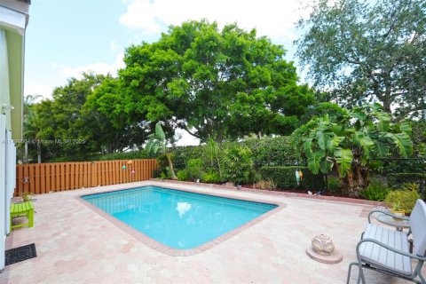 House in Davie, Florida 2 bedrooms, 121.7 sq.m. № 1731742 - photo 24