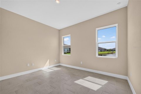 House in Port Charlotte, Florida 2 bedrooms, 134.06 sq.m. № 2321610 - photo 14