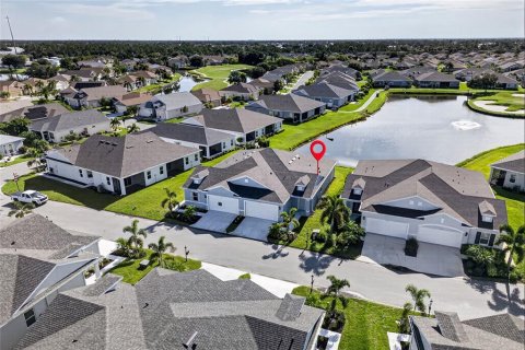House in Port Charlotte, Florida 2 bedrooms, 134.06 sq.m. № 2321610 - photo 25