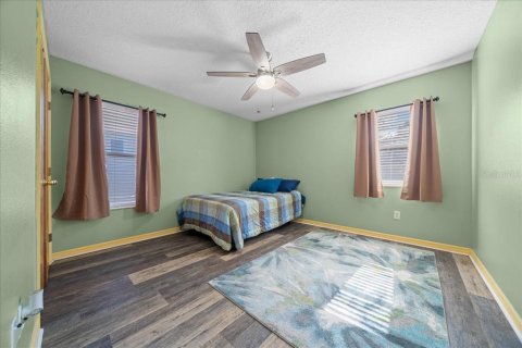 House in Inglis, Florida 2 bedrooms, 144.37 sq.m. № 2105103 - photo 17