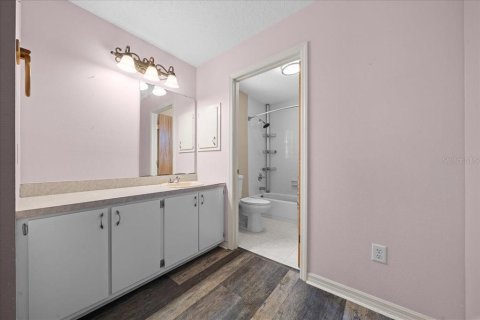 House in Inglis, Florida 2 bedrooms, 144.37 sq.m. № 2105103 - photo 15