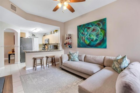 Townhouse in Dania Beach, Florida 3 bedrooms, 129.23 sq.m. № 2005014 - photo 13