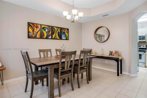 Townhouse in Dania Beach, Florida 3 bedrooms, 129.23 sq.m. № 2005014 - photo 5