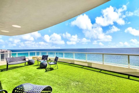 Condominio en Fort Lauderdale, Florida, 4 dormitorios № 2081740