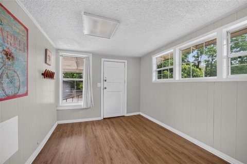 House in Ocala, Florida 3 bedrooms, 117.71 sq.m. № 2258285 - photo 14