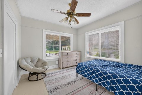 House in Ocala, Florida 3 bedrooms, 117.71 sq.m. № 2258285 - photo 9
