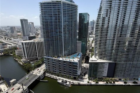 Studio in the Condo in Miami, Florida  № 2168375