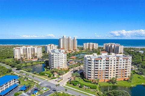 Condominio en New Smyrna Beach, Florida, 3 dormitorios № 2418855