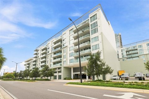 Condo in Tampa, Florida, 2 bedrooms  № 2356687