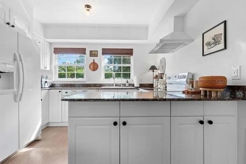 Villa ou maison à louer à Seminole, Floride: 4 chambres, 133.78 m2 № 2105194 - photo 12
