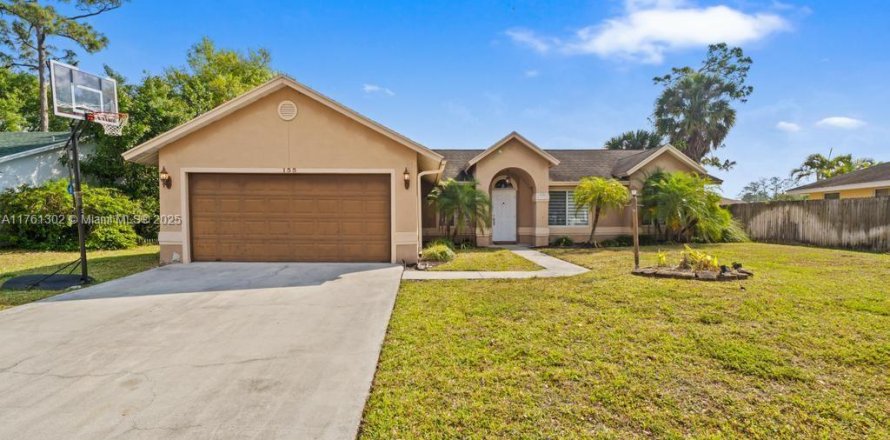 House in Royal Palm Beach, Florida 3 bedrooms, 147.62 sq.m. № 1706047