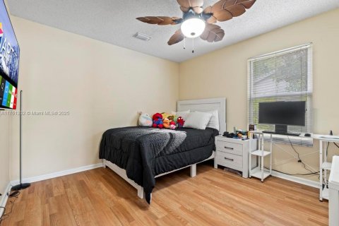 House in Royal Palm Beach, Florida 3 bedrooms, 147.62 sq.m. № 1706047 - photo 30