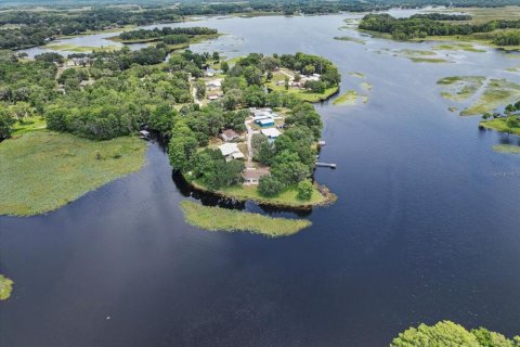 House in Inverness, Florida 3 bedrooms, 167.97 sq.m. № 1751155 - photo 10