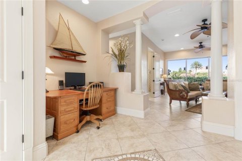 Casa en venta en Palm Coast, Florida, 4 dormitorios, 336.86 m2 № 2333955 - foto 6