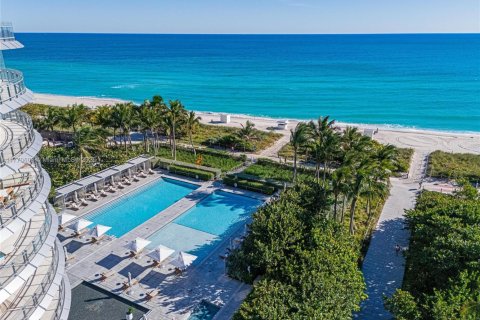 Купить кондоминиум в Майами-Бич, Флорида 2 спальни, 135.36м2, № 2037624 - фото 8