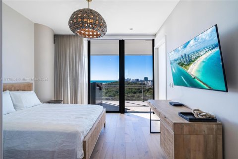 Купить кондоминиум в Майами-Бич, Флорида 2 спальни, 135.36м2, № 2037624 - фото 21
