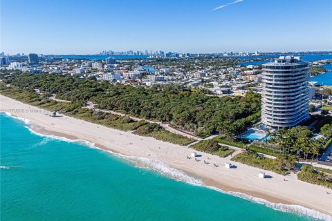 Купить кондоминиум в Майами-Бич, Флорида 2 спальни, 135.36м2, № 2037624 - фото 3