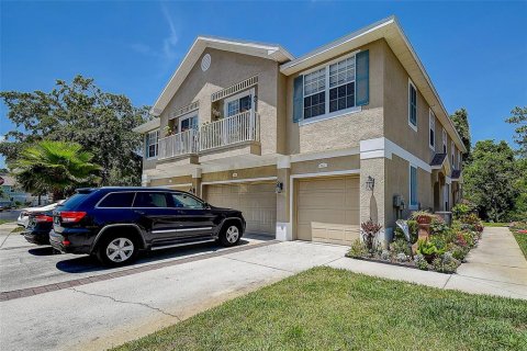Touwnhouse à vendre à New Port Richey, Floride: 2 chambres, 109.25 m2 № 1737044 - photo 1