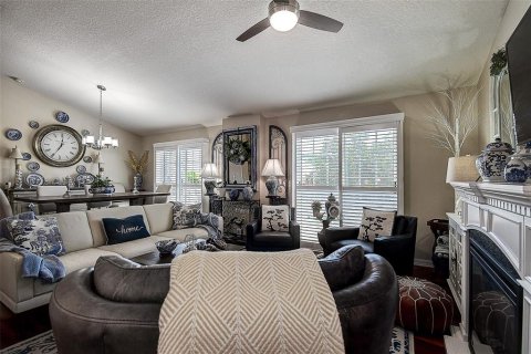 Touwnhouse à vendre à New Port Richey, Floride: 2 chambres, 109.25 m2 № 1737044 - photo 6