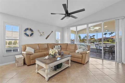 Villa ou maison à vendre à Lake Suzy, Floride: 3 chambres, 133.13 m2 № 2308635 - photo 6
