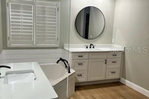 Villa ou maison à vendre à Orlando, Floride: 4 chambres, 255.57 m2 № 2399286 - photo 15