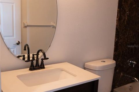 Villa ou maison à vendre à Orlando, Floride: 4 chambres, 255.57 m2 № 2399286 - photo 23