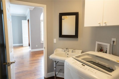 Villa ou maison à vendre à Orlando, Floride: 4 chambres, 255.57 m2 № 2399286 - photo 21