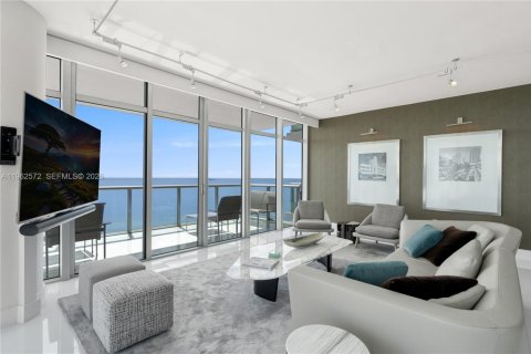 Copropriété à louer à Miami Beach, Floride: 3 chambres, 170.66 m2 № 2024254 - photo 2