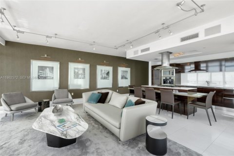 Copropriété à louer à Miami Beach, Floride: 3 chambres, 170.66 m2 № 2024254 - photo 5