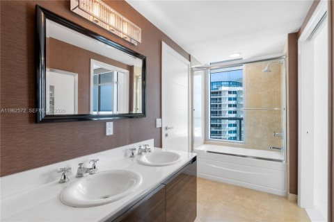 Copropriété à louer à Miami Beach, Floride: 3 chambres, 170.66 m2 № 2024254 - photo 10