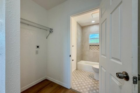 Appartement à louer à Saint Petersburg, Floride: 1 chambre, 70.61 m2 № 2389341 - photo 9