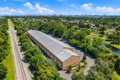 Immobilier commercial à vendre à Port Orange, Floride: 2885.54 m2 № 2312493 - photo 8