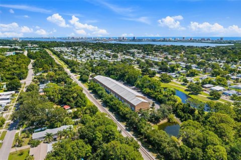 Immobilier commercial à vendre à Port Orange, Floride: 2885.54 m2 № 2312493 - photo 3