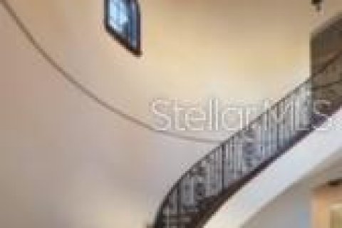Villa ou maison à vendre à Lake Mary, Floride: 5 chambres, 464.23 m2 № 2093416 - photo 4