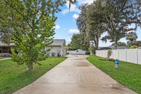 Villa ou maison à vendre à Oviedo, Floride: 4 chambres, 196.12 m2 № 2434846 - photo 3