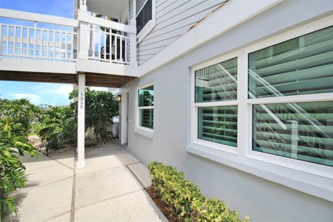 Copropriété à louer à Sarasota, Floride: 2 chambres, 118.91 m2 № 2298883 - photo 3