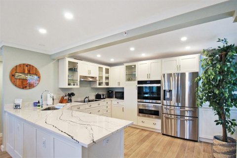 Copropriété à louer à Sarasota, Floride: 2 chambres, 118.91 m2 № 2298883 - photo 7