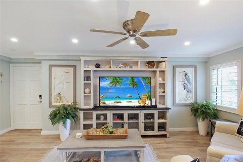 Copropriété à louer à Sarasota, Floride: 2 chambres, 118.91 m2 № 2298883 - photo 15