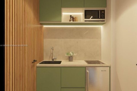 Propiedad comercial en venta en Miami, Florida № 1978657 - foto 5