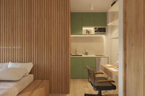 Propiedad comercial en venta en Miami, Florida № 1978657 - foto 7