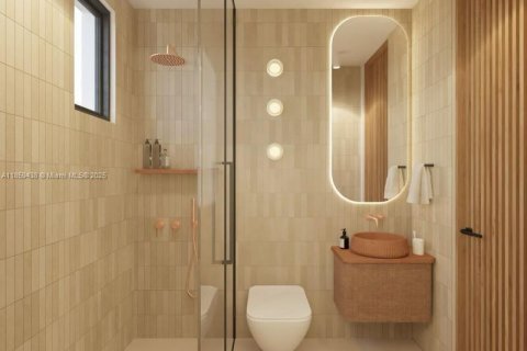 Propiedad comercial en venta en Miami, Florida № 1978657 - foto 10