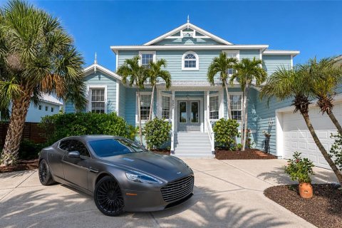 House in Sarasota, Florida 4 bedrooms, 263.66 sq.m. № 2310315