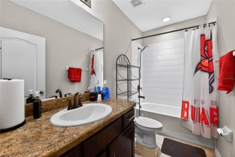 Townhouse in Riverview, Florida 3 bedrooms, 156.82 sq.m. № 2196700 - photo 22