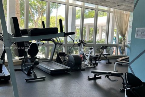 Apartamento en alquiler en Miami Beach, Florida, 3 dormitorios, 112.13 m2 № 2078107 - foto 10
