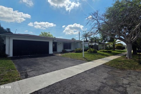 House in Cooper City, Florida 4 bedrooms, 168.8 sq.m. № 2189733 - photo 17