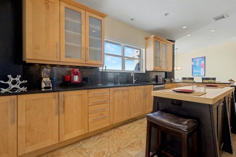 Copropriété à vendre à Fort Lauderdale, Floride: 4 chambres, 435.9 m2 № 2158307 - photo 9