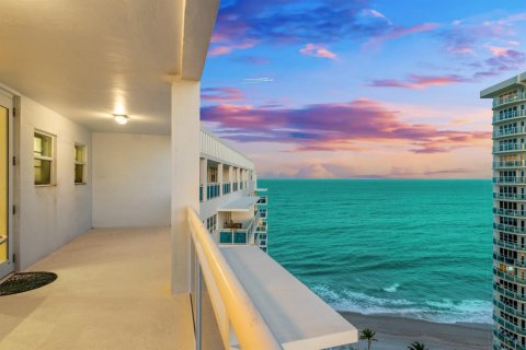 Copropriété à vendre à Fort Lauderdale, Floride: 4 chambres, 435.9 m2 № 2158307 - photo 2