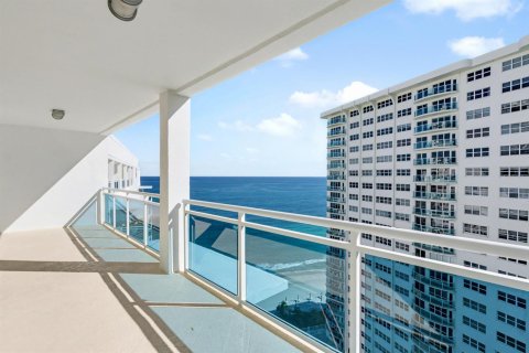 Copropriété à vendre à Fort Lauderdale, Floride: 4 chambres, 435.9 m2 № 2158307 - photo 24